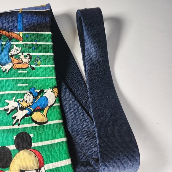 Mickey Mouse Football Necktie Men's 100% Silk Tie Made in Korea Mickey &… Co - Picture 6 of 11